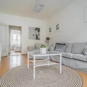Lovely Miriam Apartmán